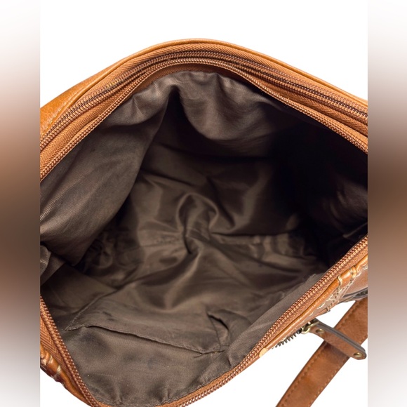 Born Concepts BOC shoulder/crossbody bag adjustable strap vegan leather - Picture 5 of 15